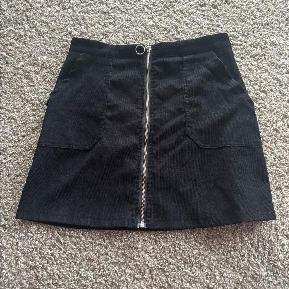 SHEIN Black A-Line Mini Skirt with Cargo Style